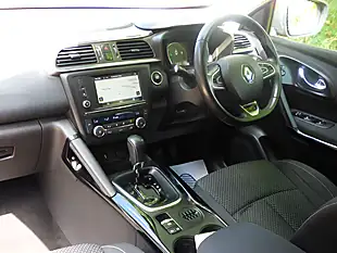 Used 2016 Renault Kadjar Dynamique Nav Red - Interior and Exterior details 3