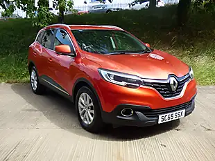 Used 2016 Renault Kadjar Dynamique Nav Red - Interior and Exterior details 4