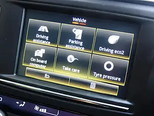 Used 2016 Renault Kadjar Dynamique Nav Red - Interior and Exterior details 8