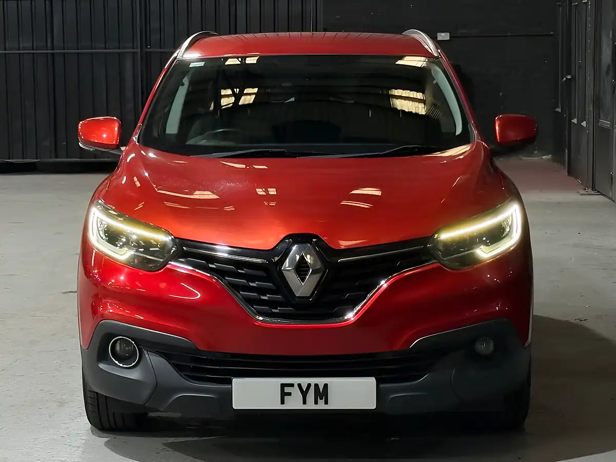 Used 2016 Renault Kadjar Dynamique Nav Red - Interior and Exterior details 13