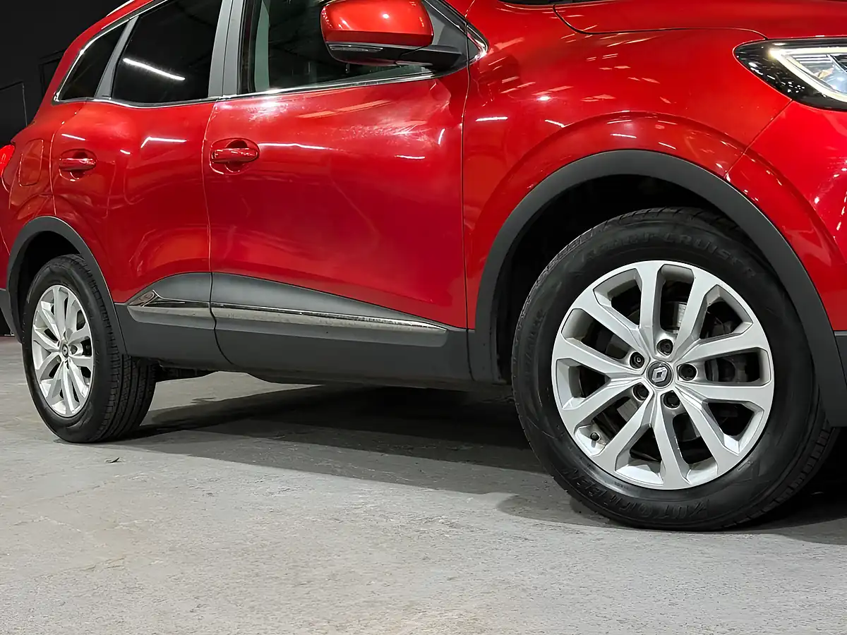 Used 2016 Renault Kadjar Dynamique Nav Red - Interior and Exterior details 20