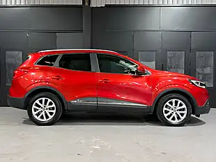 Used 2016 Renault Kadjar Dynamique Nav Red - Interior and Exterior details 4