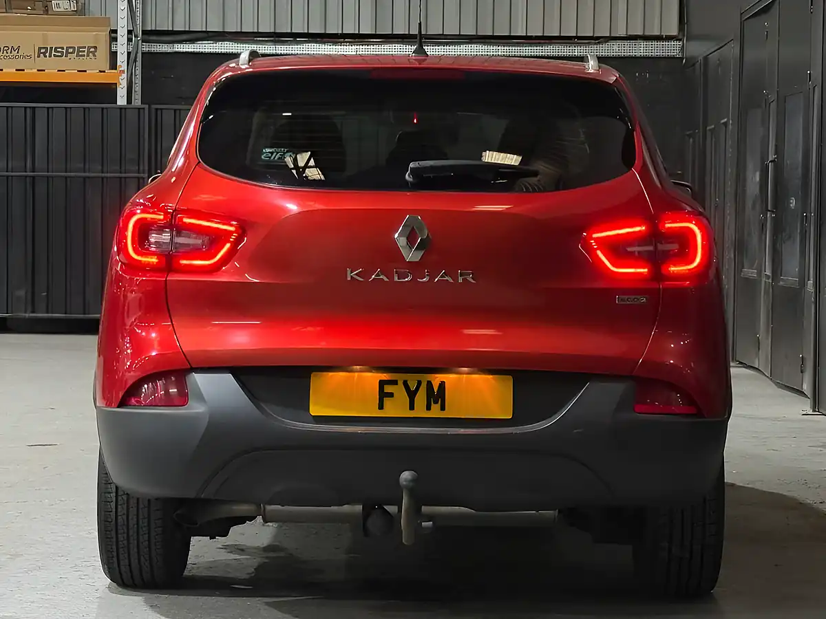 Used 2016 Renault Kadjar Dynamique Nav Red - Interior and Exterior details 8