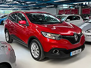 Used 2016 Renault Kadjar Dynamique Nav Red - Interior and Exterior details 2