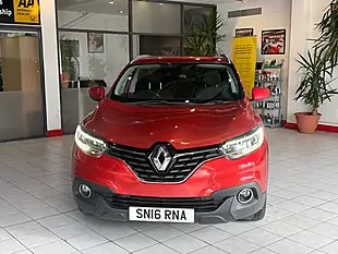 Used 2016 Renault Kadjar Dynamique Nav Red - Interior and Exterior details 4