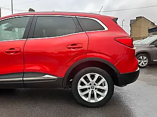 Used 2016 Renault Kadjar Dynamique Nav Red - Interior and Exterior details 13