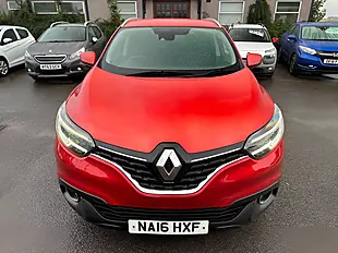 Used 2016 Renault Kadjar Dynamique Nav Red - Interior and Exterior details 3