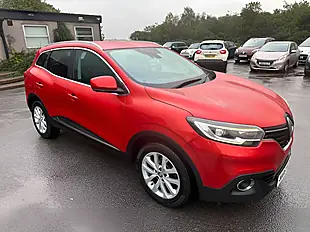 Used 2016 Renault Kadjar Dynamique Nav Red - Interior and Exterior details 8