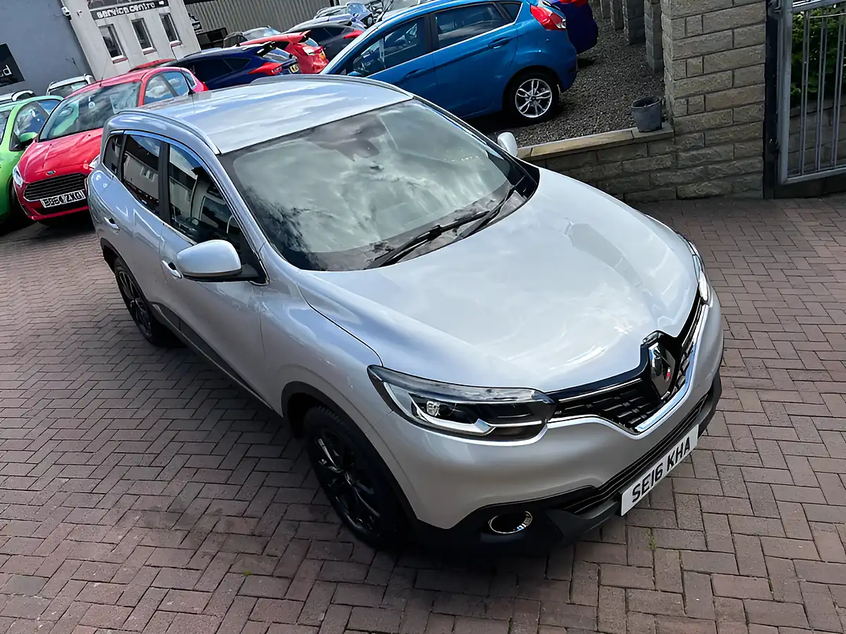 Used 2016 Renault Kadjar Dynamique Nav Silver - Interior and Exterior details 12