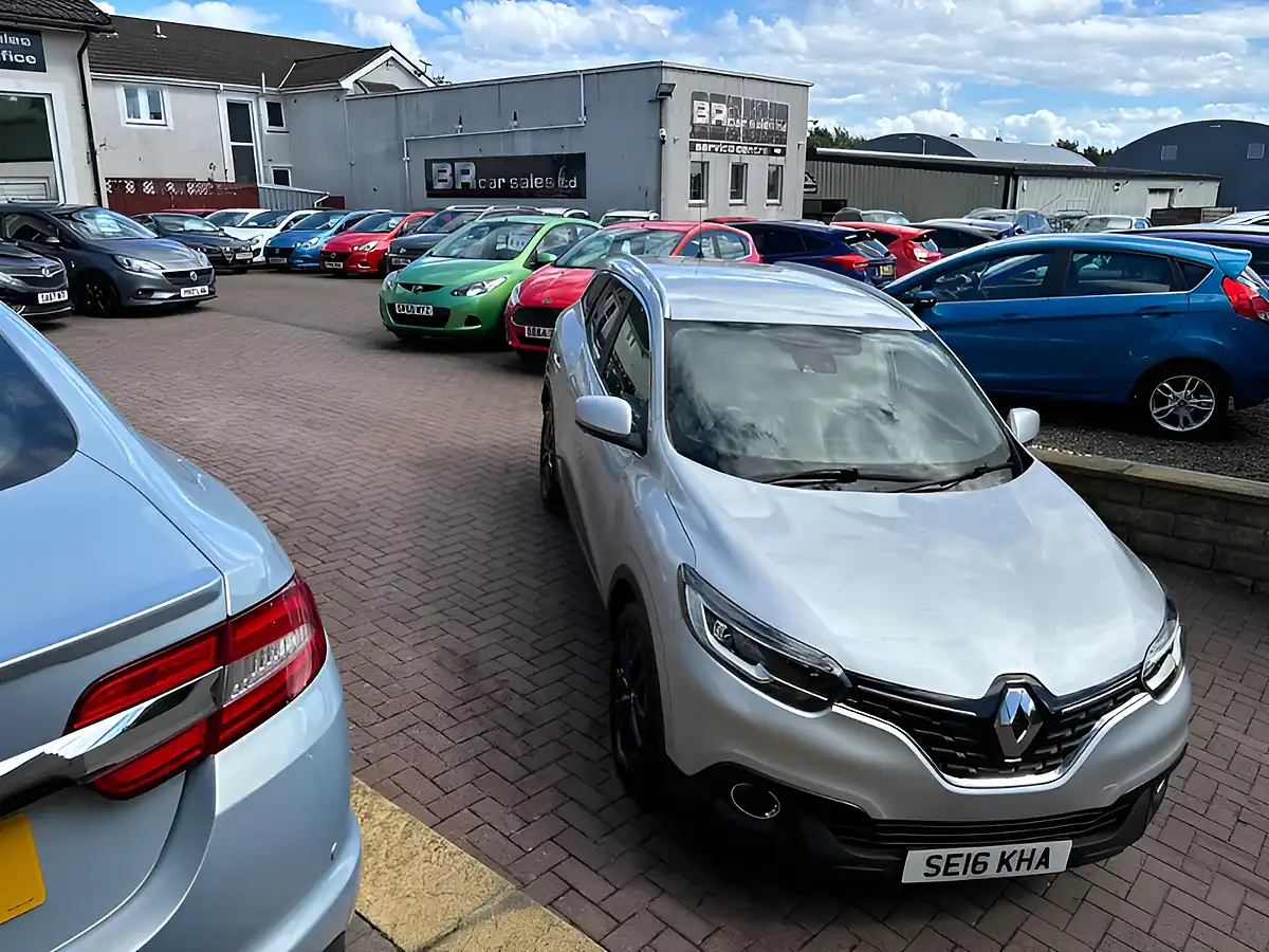 Used 2016 Renault Kadjar Dynamique Nav Silver - Interior and Exterior details 13