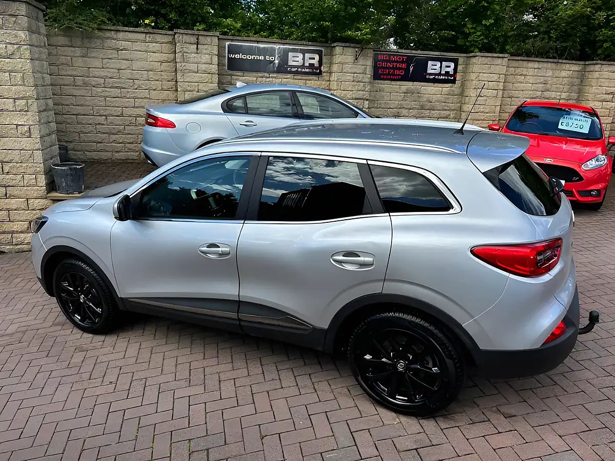 Used 2016 Renault Kadjar Dynamique Nav Silver - Interior and Exterior details 6