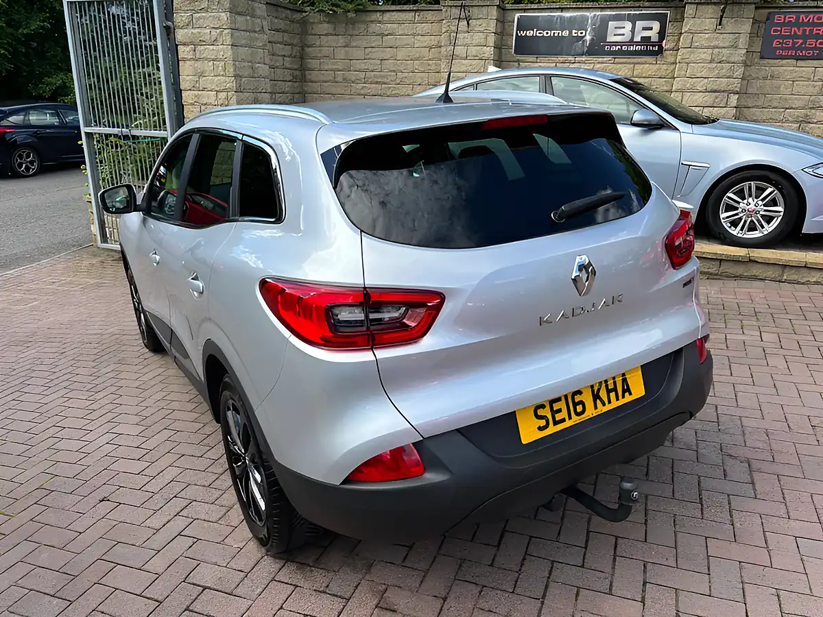 Used 2016 Renault Kadjar Dynamique Nav Silver - Interior and Exterior details 7