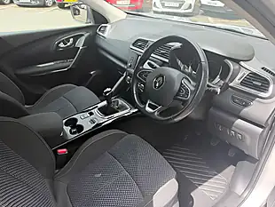 Used 2016 Renault Kadjar Dynamique Nav Silver - Interior and Exterior details 19