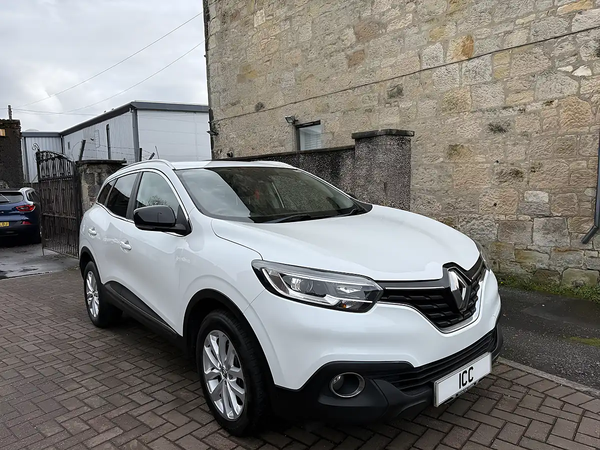 Used 2016 Renault Kadjar Dynamique Nav White - Interior and Exterior details 10