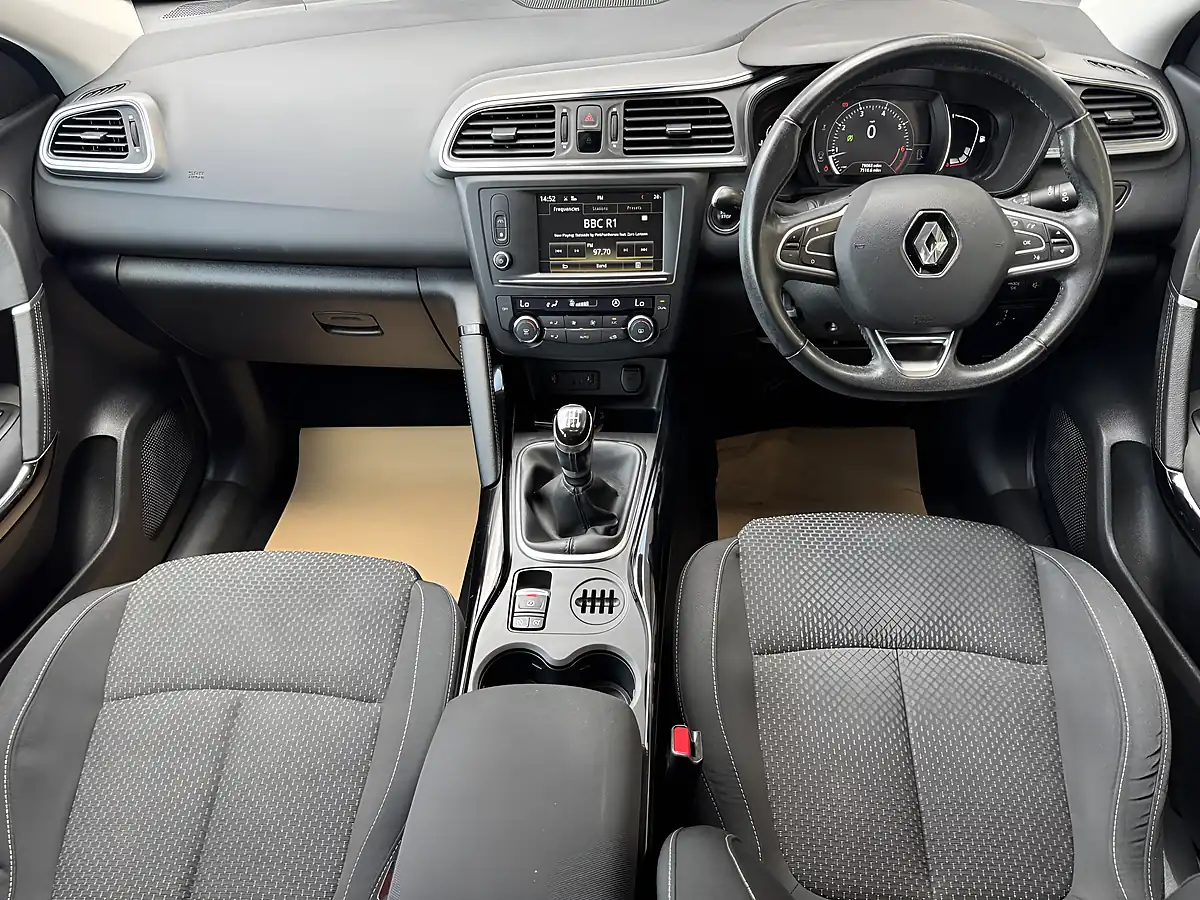 Used 2016 Renault Kadjar Dynamique Nav White - Interior and Exterior details 13