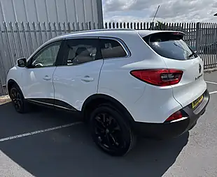 Used 2016 Renault Kadjar Dynamique Nav White - Interior and Exterior details 4