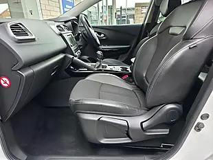 Used 2016 Renault Kadjar Dynamique Nav White - Interior and Exterior details 17