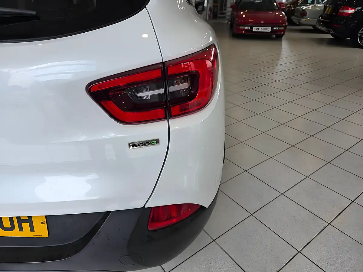 Used 2016 Renault Kadjar Dynamique Nav White - Interior and Exterior details 4