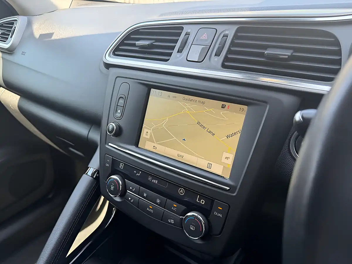 Used 2016 Renault Kadjar Dynamique Nav White - Interior and Exterior details 17