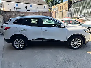 Used 2016 Renault Kadjar Dynamique Nav White - Interior and Exterior details 8