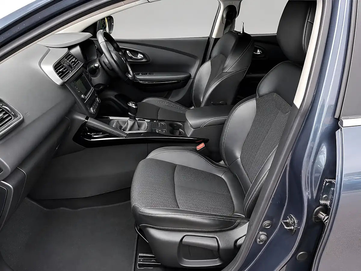 Used 2016 Renault Kadjar Dynamique S Grey - Interior and Exterior details 6