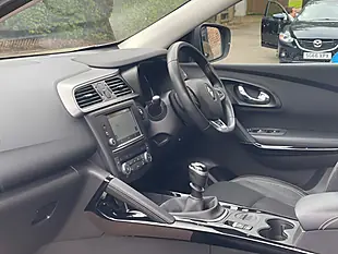 Used 2016 Renault Kadjar Dynamique S Nav Beige - Interior and Exterior details 19