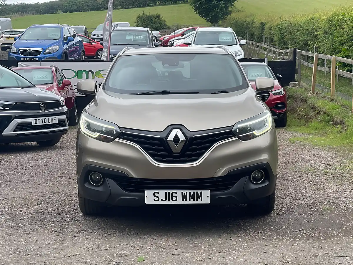 Used 2016 Renault Kadjar Dynamique S Nav Beige - Interior and Exterior details 2