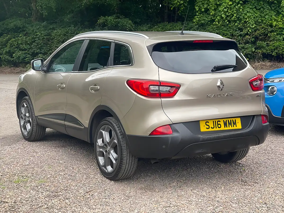 Used 2016 Renault Kadjar Dynamique S Nav Beige - Interior and Exterior details 4