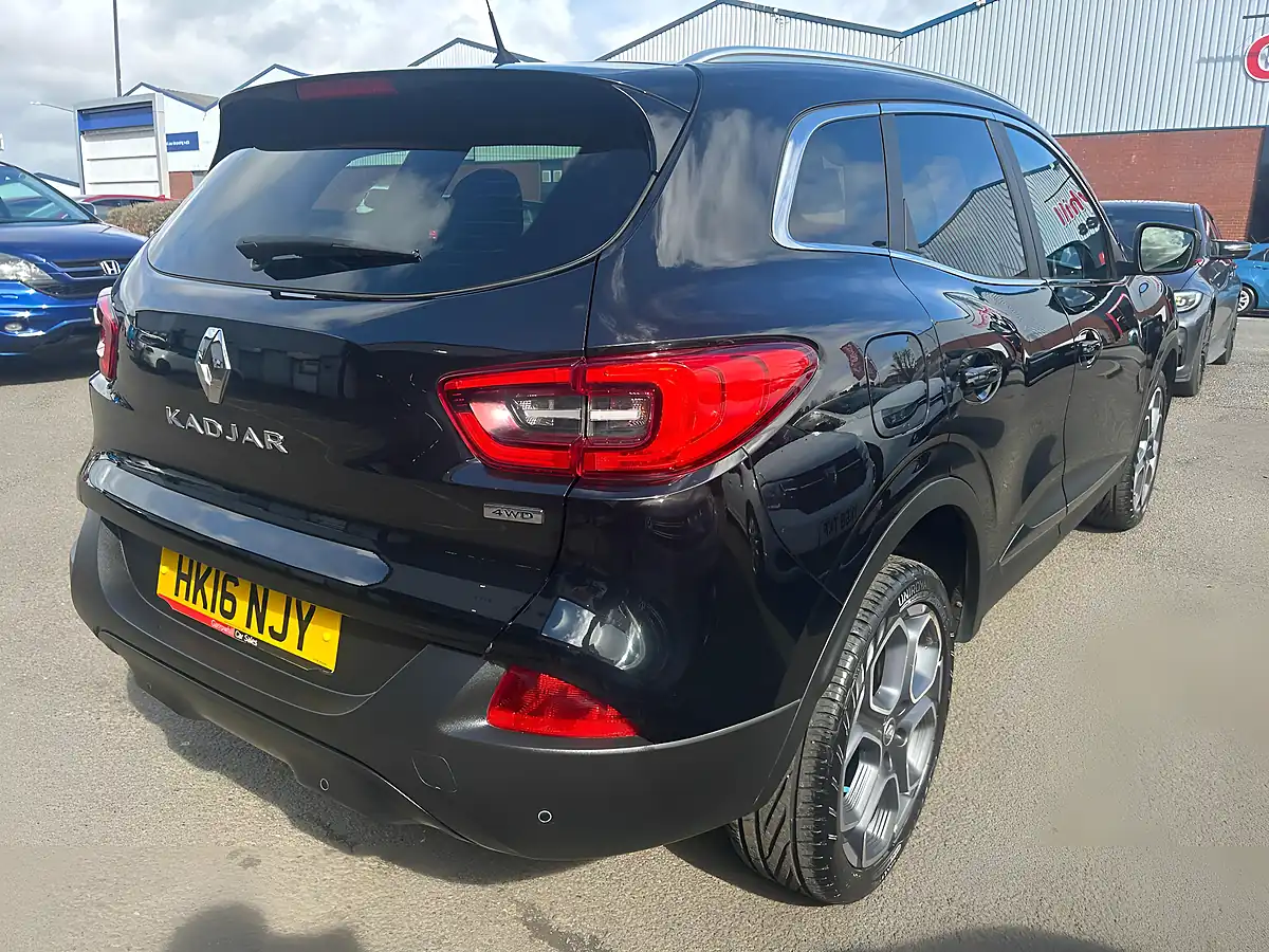 Used 2016 Renault Kadjar Dynamique S Nav Black - Interior and Exterior details 8