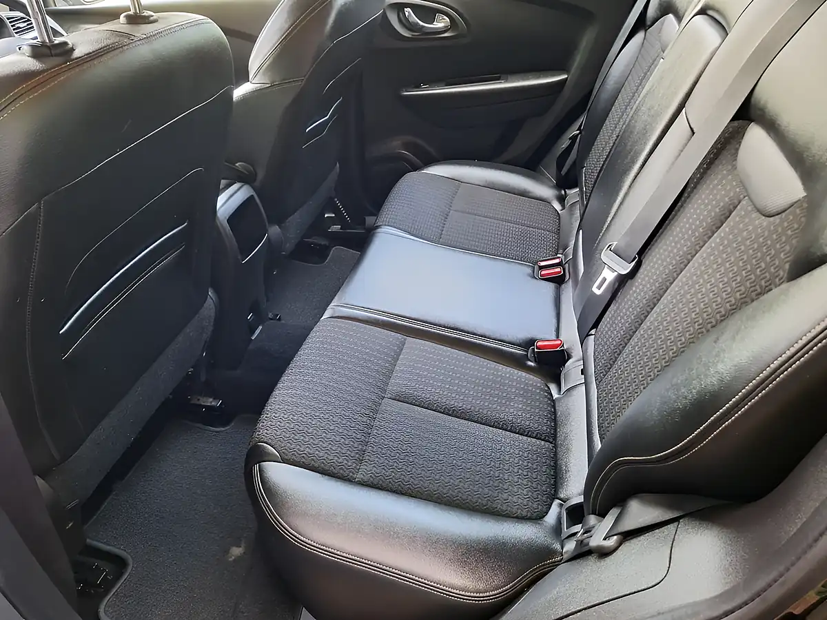 Used 2016 Renault Kadjar Dynamique S Nav Black - Interior and Exterior details 14