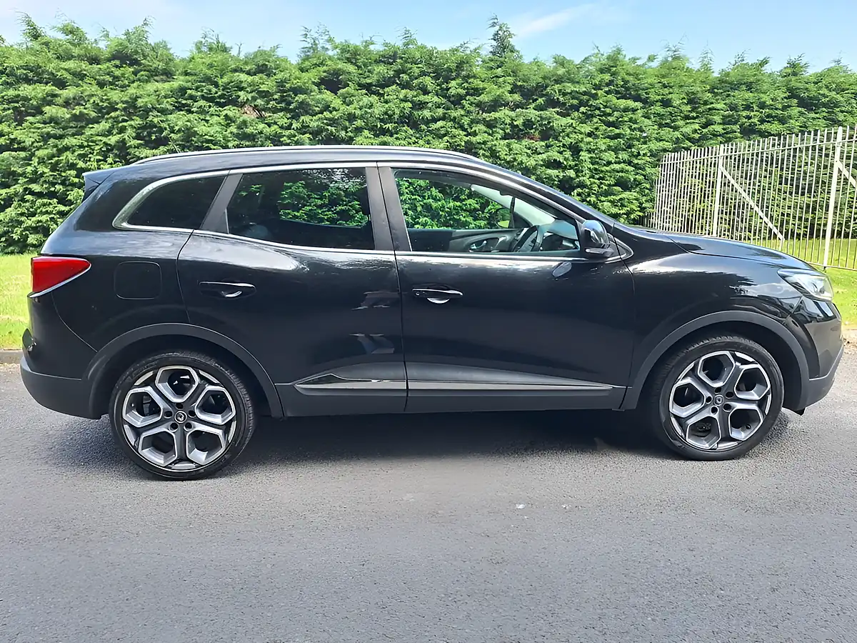 Used 2016 Renault Kadjar Dynamique S Nav Black - Interior and Exterior details 5