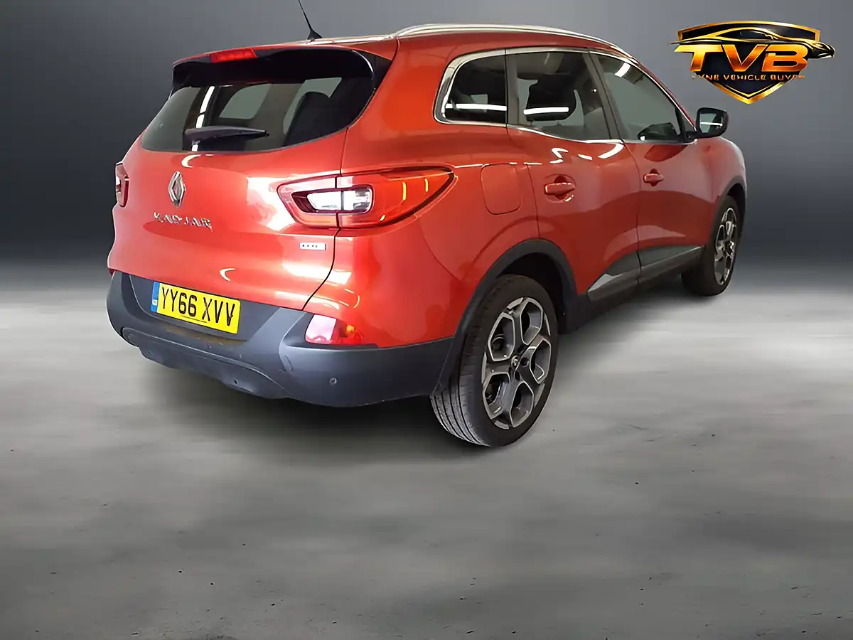 Used 2016 Renault Kadjar Dynamique S Nav Flame Red - Interior and Exterior details 2