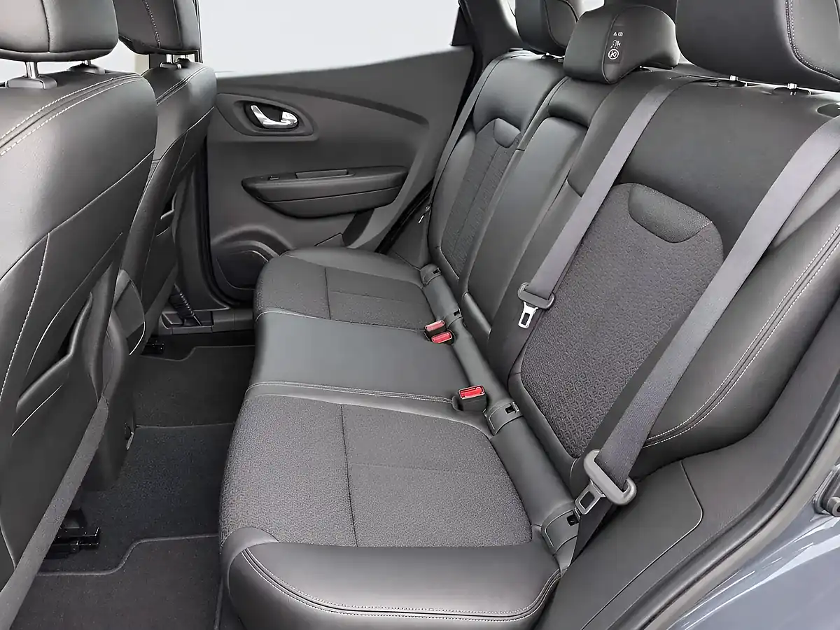 Used 2016 Renault Kadjar Dynamique S Nav Grey - Interior and Exterior details 12