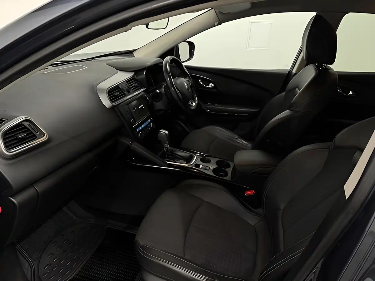 Used 2016 Renault Kadjar Dynamique S Nav Grey - Interior and Exterior details 13