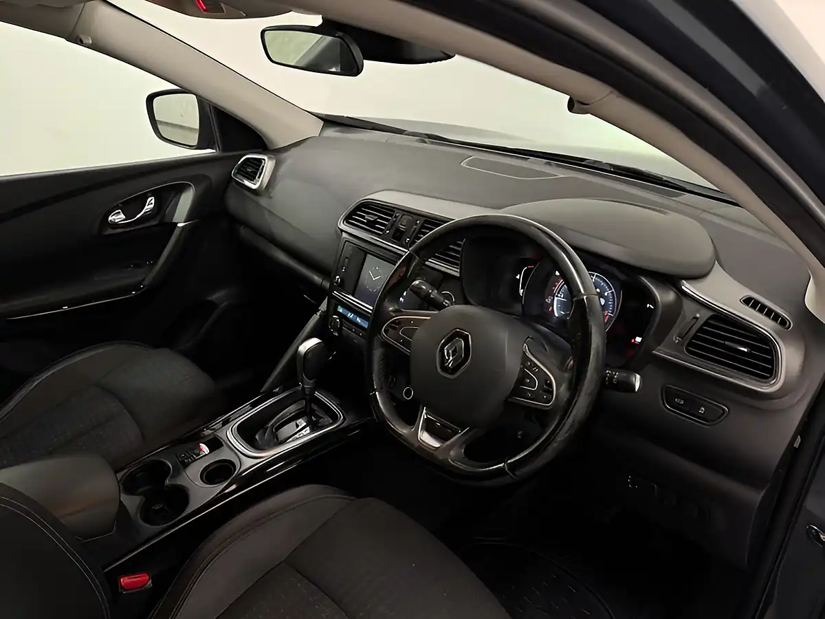 Used 2016 Renault Kadjar Dynamique S Nav Grey - Interior and Exterior details 7