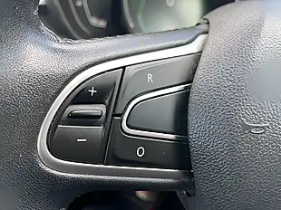 Used 2016 Renault Kadjar Dynamique S Nav Red - Interior and Exterior details 14