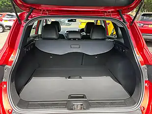 Used 2016 Renault Kadjar Dynamique S Nav Red - Interior and Exterior details 18