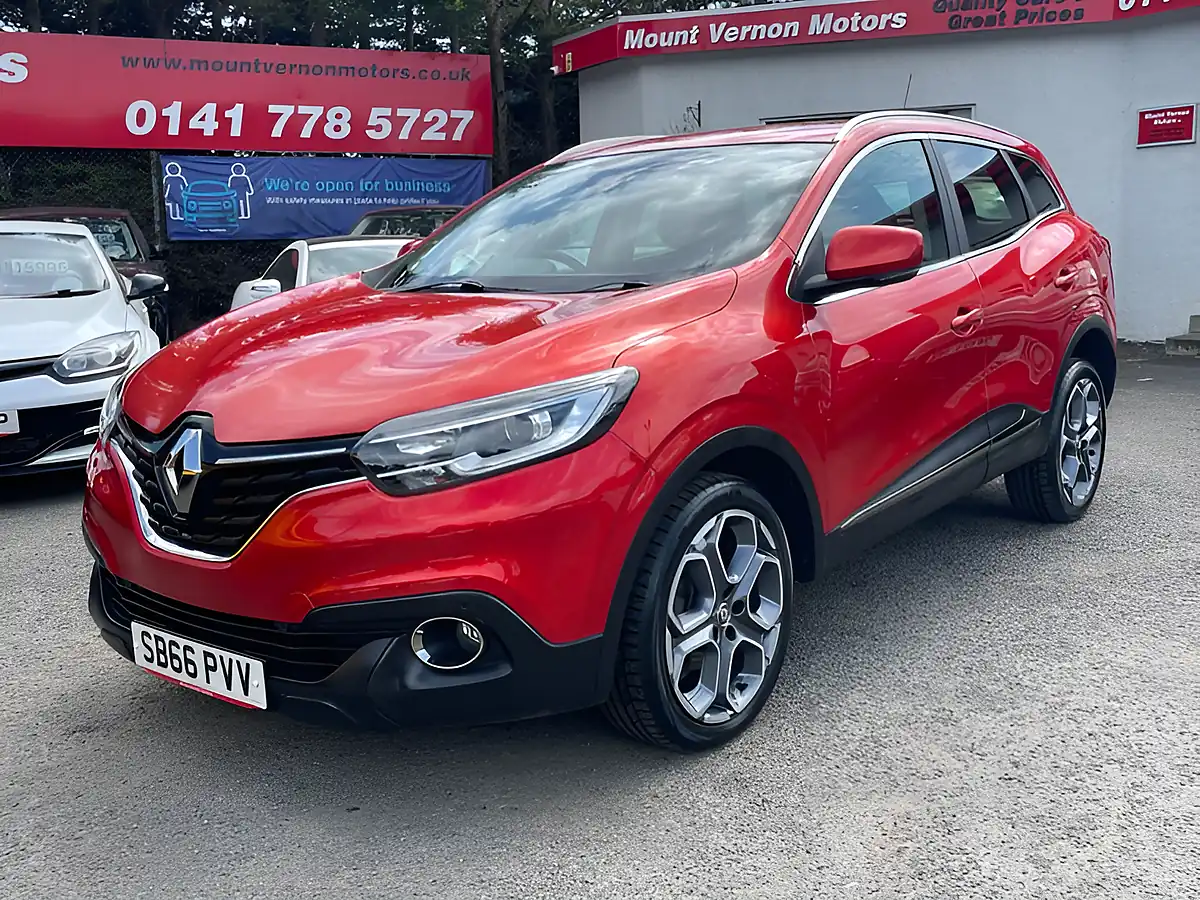 Used 2016 Renault Kadjar Dynamique S Nav Red - Interior and Exterior details 2