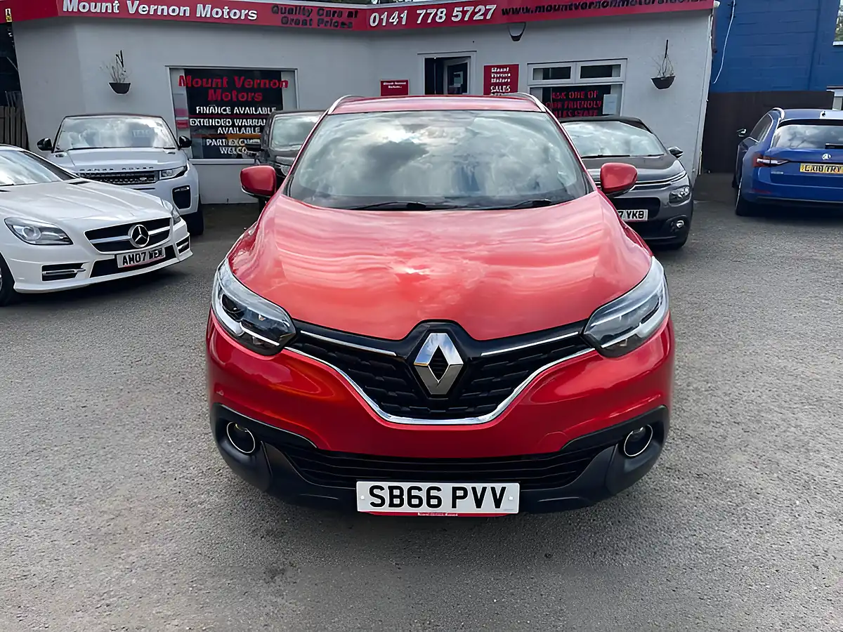 Used 2016 Renault Kadjar Dynamique S Nav Red - Interior and Exterior details 9