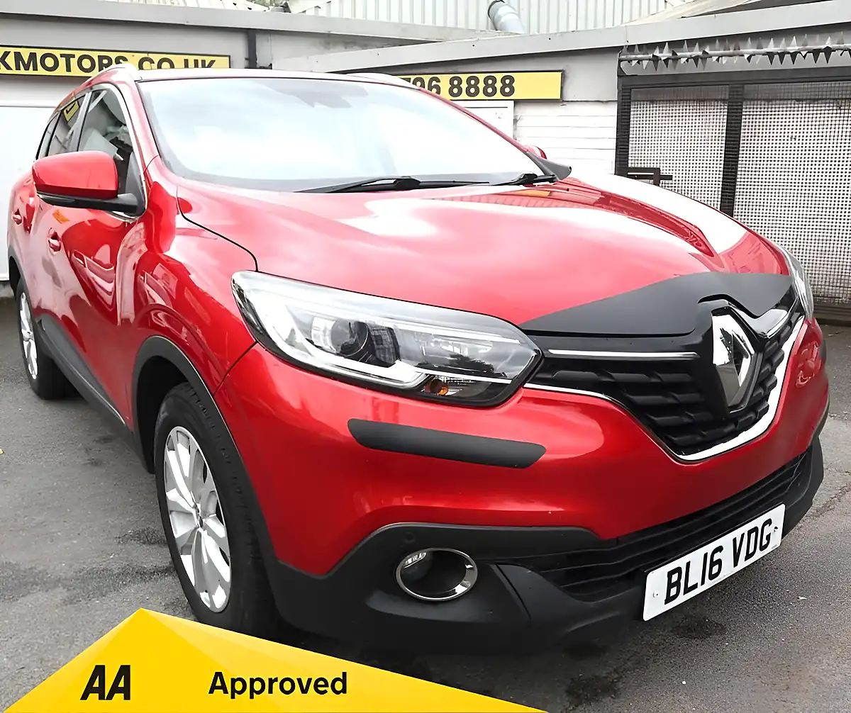 Used 2016 Renault Kadjar Dynamique S Nav Red - Front View