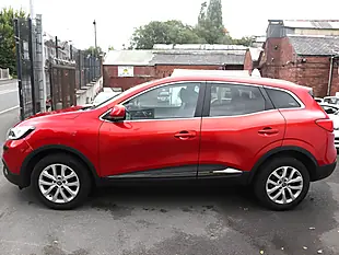 Used 2016 Renault Kadjar Dynamique S Nav Red - Interior and Exterior details 11