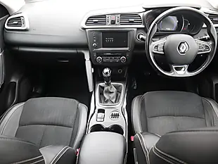 Used 2016 Renault Kadjar Dynamique S Nav Red - Interior and Exterior details 2