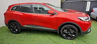 Used 2016 Renault Kadjar Dynamique S Nav Red - Interior and Exterior details 4