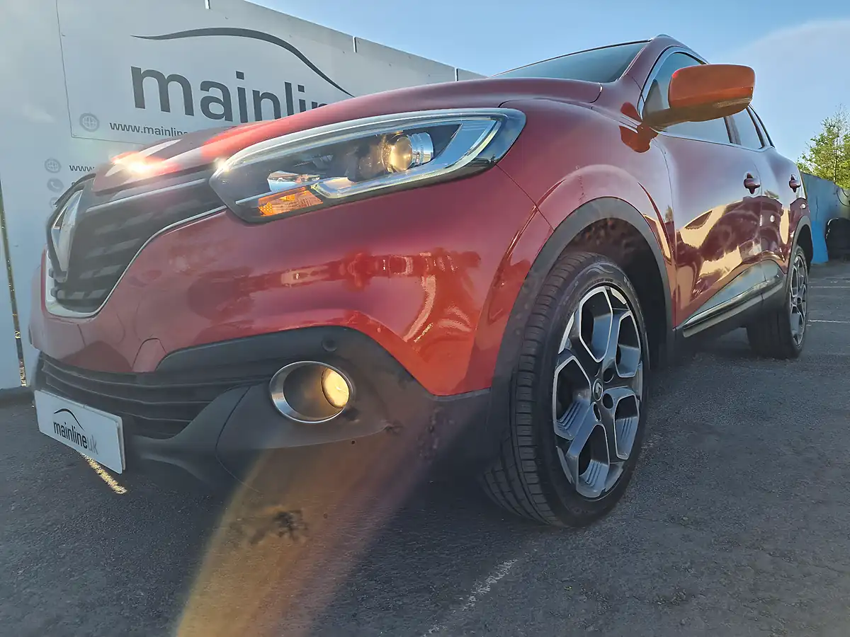 Used 2016 Renault Kadjar Dynamique S Nav Red - Interior and Exterior details 10