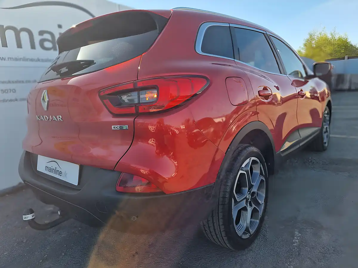 Used 2016 Renault Kadjar Dynamique S Nav Red - Interior and Exterior details 17