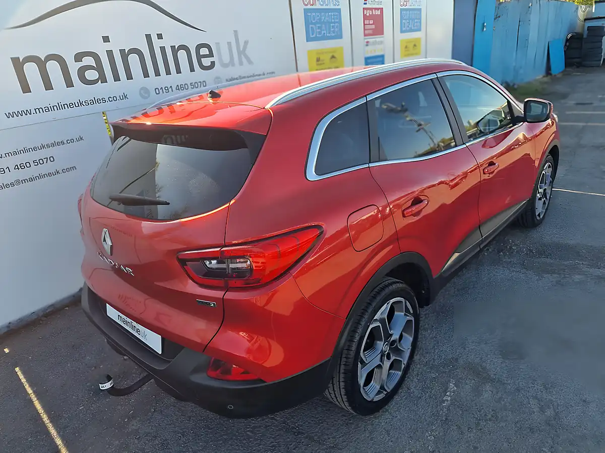 Used 2016 Renault Kadjar Dynamique S Nav Red - Interior and Exterior details 18