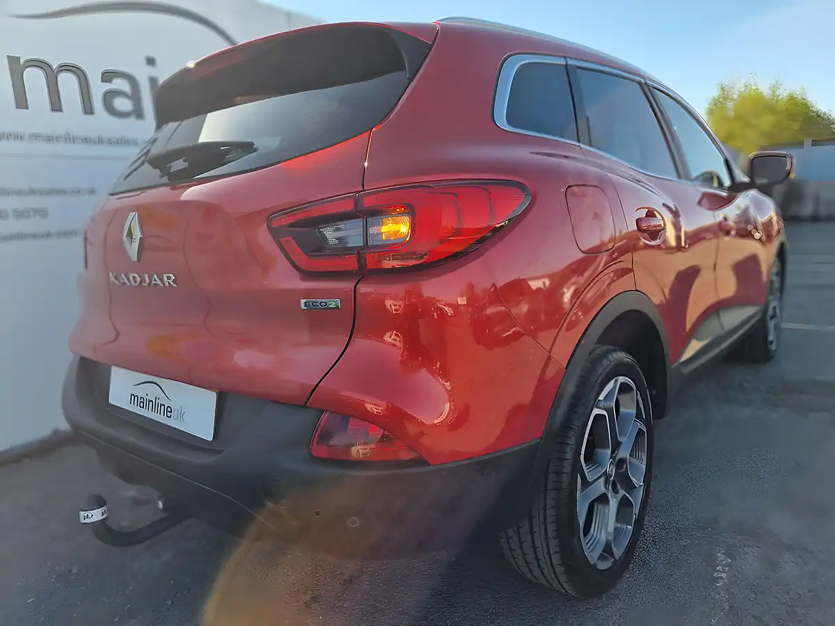 Used 2016 Renault Kadjar Dynamique S Nav Red - Interior and Exterior details 19