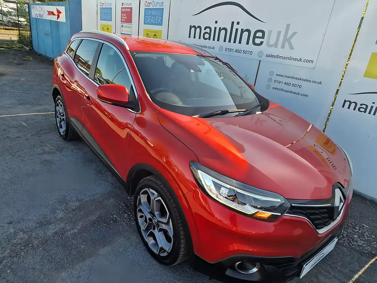 Used 2016 Renault Kadjar Dynamique S Nav Red - Interior and Exterior details 5