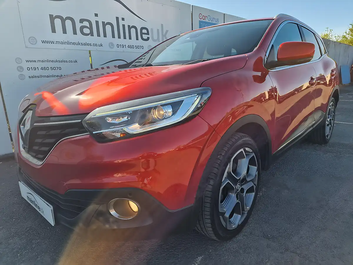 Used 2016 Renault Kadjar Dynamique S Nav Red - Interior and Exterior details 9