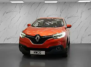 Used 2016 Renault Kadjar Dynamique S Nav Red - Interior and Exterior details 3